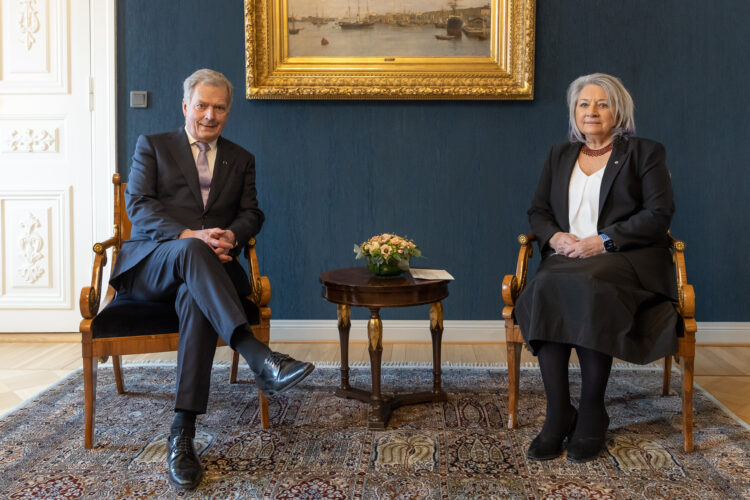 Tête-à-tête discussions between president Niinistö and Governor General Simon. Photo: Matti Porre/Office of the President of the Republic of Finland