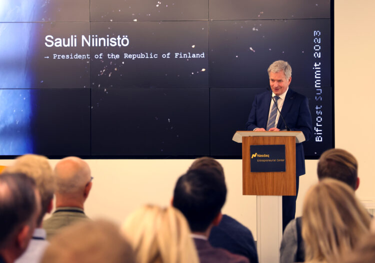 President Niinistö talade vid Bifrost Summit, ett evenemang som presenterar nordiska tillväxtföretag i Silicon Valley. Foto: Riikka Hietajärvi/Republikens presidents kansli