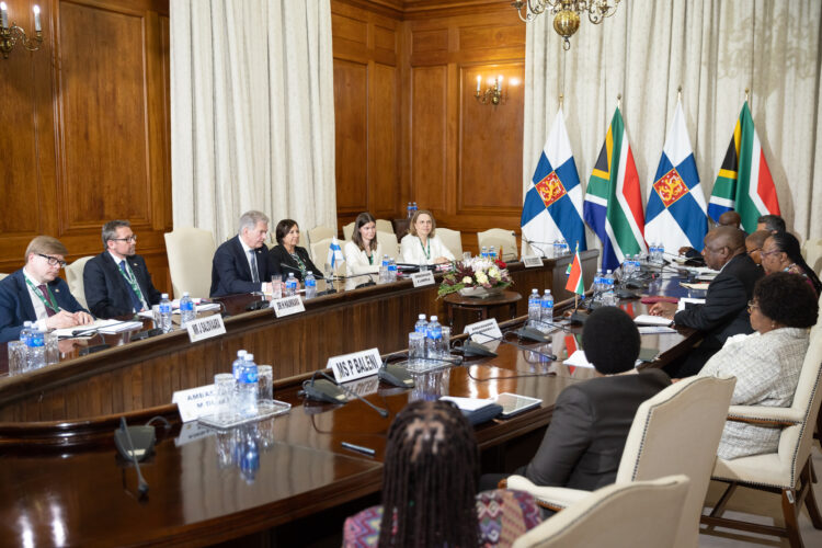 Delegation discussions in Pretoria on 25 April 2023. Photo: Matti Porre/Office of the President of the Republic of Finland