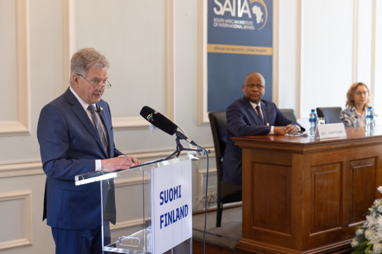 Presidentti Niinistö puhui Etelä-Afrikan kansainvälisten suhteitten instituutissa Johannesburgissa 26. huhtikuuta 2023. Kuva: Matti Porre/Tasavallan presidentin kanslia 