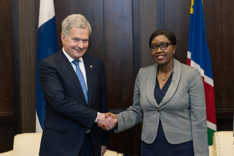 President Sauli Niinistö träffade Namibias premiärminister Saara Kuugongelwa-Amadhila fredagen den 28 april i Windhoek. Foto: Matti Porre/Republikens presidents kansli 