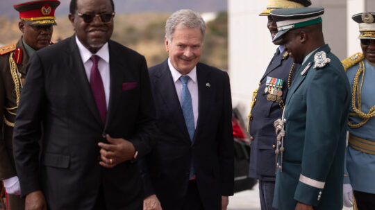 President of the Republic of Finland Sauli Niinistö and President of the Republic of Namibia Hage G. Geingob during the welcoming ceremony in Windhoek. Photo: Matti Porre/Office of the President of the Republic of Finland