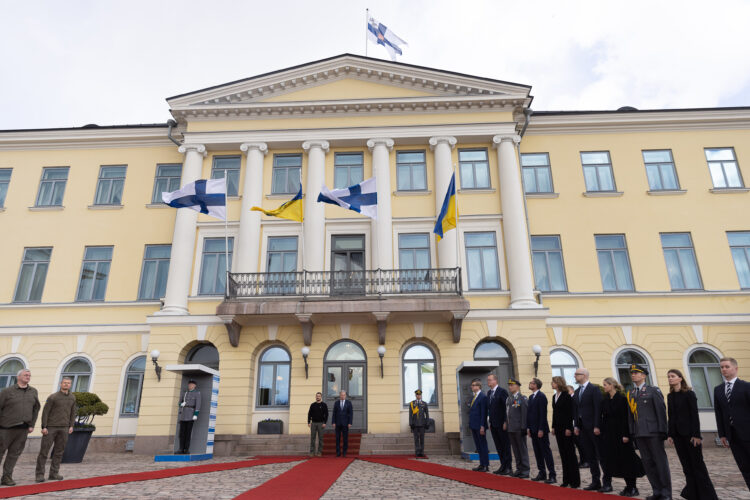 Republikens president Sauli Niinistö tog emot Ukrainas president Volodymyr Zelenskyj på officiellt besök till Finland onsdagen den 3 maj 2023. Foto: Matti Porre/Republikens presidents kansli