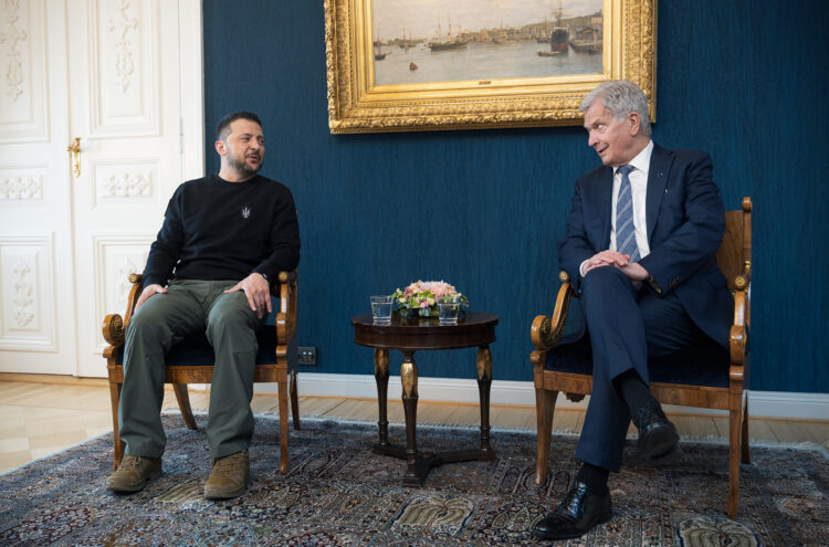 Bilaterala diskussioner mellan president Niinistö och president Zelenskyj onsdagen den 3 maj 2023. Foto: Matti Porre/Republikens presidents kansli