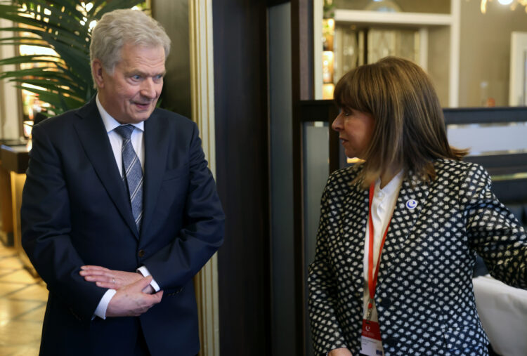 Presidentti Niinistö tapasi Kreikan presidentin Katerína Sakellaropoúloun. Kuva: Riikka Hietajärvi/Tasavallan presidentin kanslia