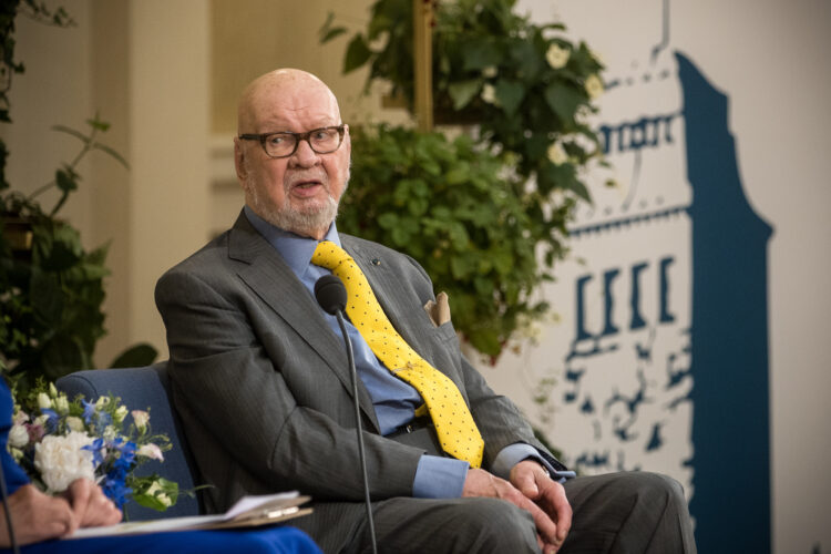 Minister Jaakko Iloniemi. Photo: Matti Porre/The Office of the President of the Republic of Finland