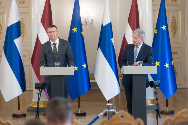 Press conference in the Hall of Mirrors. Photo: Matti Porre/Office of the President of the Republic of Finland 