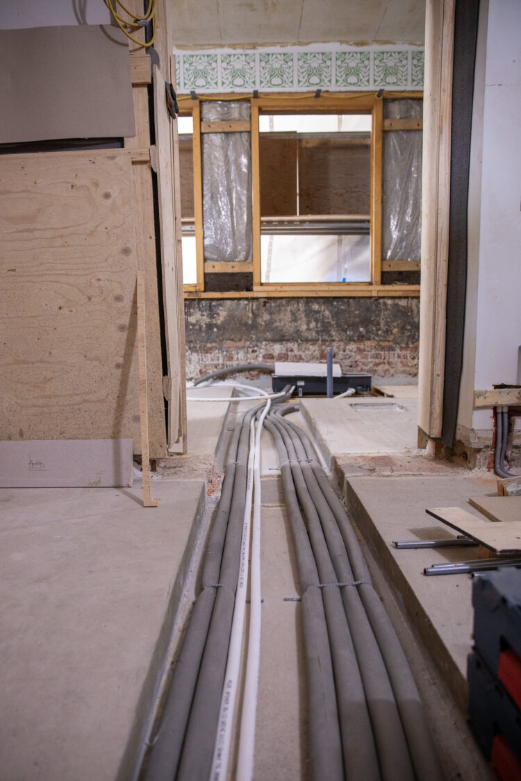 Channels were cast in the floor for building service components in the reception rooms at Granite Castle. Photo: Matti Porre/Office of the President of the Republic of Finland