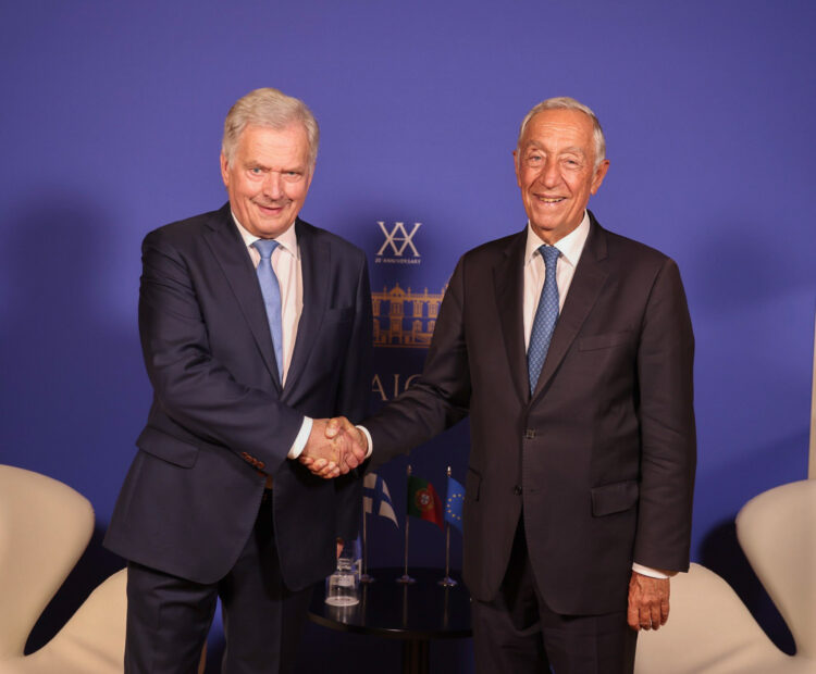 President Niinistö and President of Portugal Marcelo Rebelo de Sousa met and held bilateral discussions before the start of the Arraiolos meeting in Porto on Thursday 5 October 2023. Photo: Riikka Hietajärvi/Office of the President of the Republic of Finland