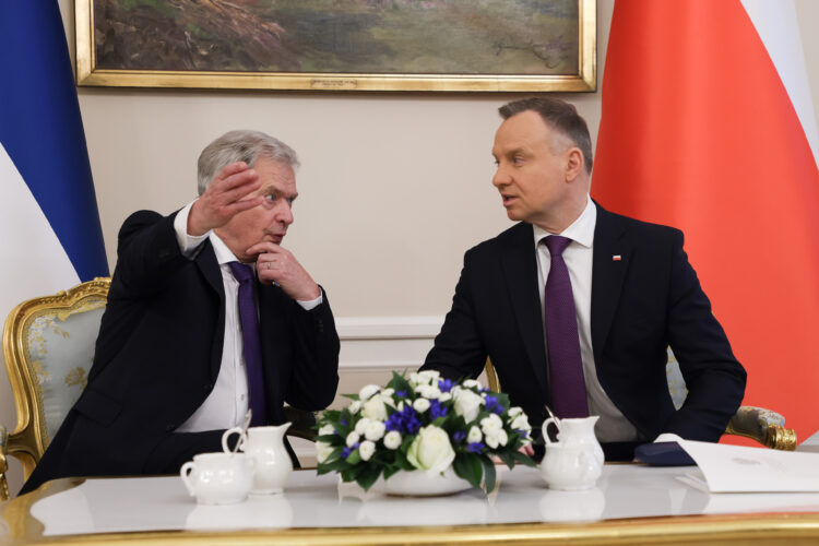 Tasavallan presidentti Sauli Niinistö ja Puolan presidentti Andrzej Duda kahdenvälisissä keskusteluissa Varsovassa 20. marraskuuta 2023. Kuva: Matti Porre/Tasavallan presidentin kanslia