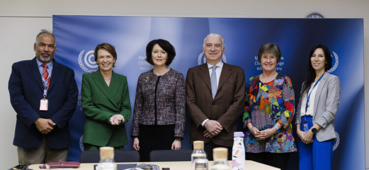 Jenni Haukio visited together with Elke Büdenbender the secretariat of the UN Framework Convention on Climate Change (UNFCCC). Photo: Bundesregierung/Ute Grabowsky