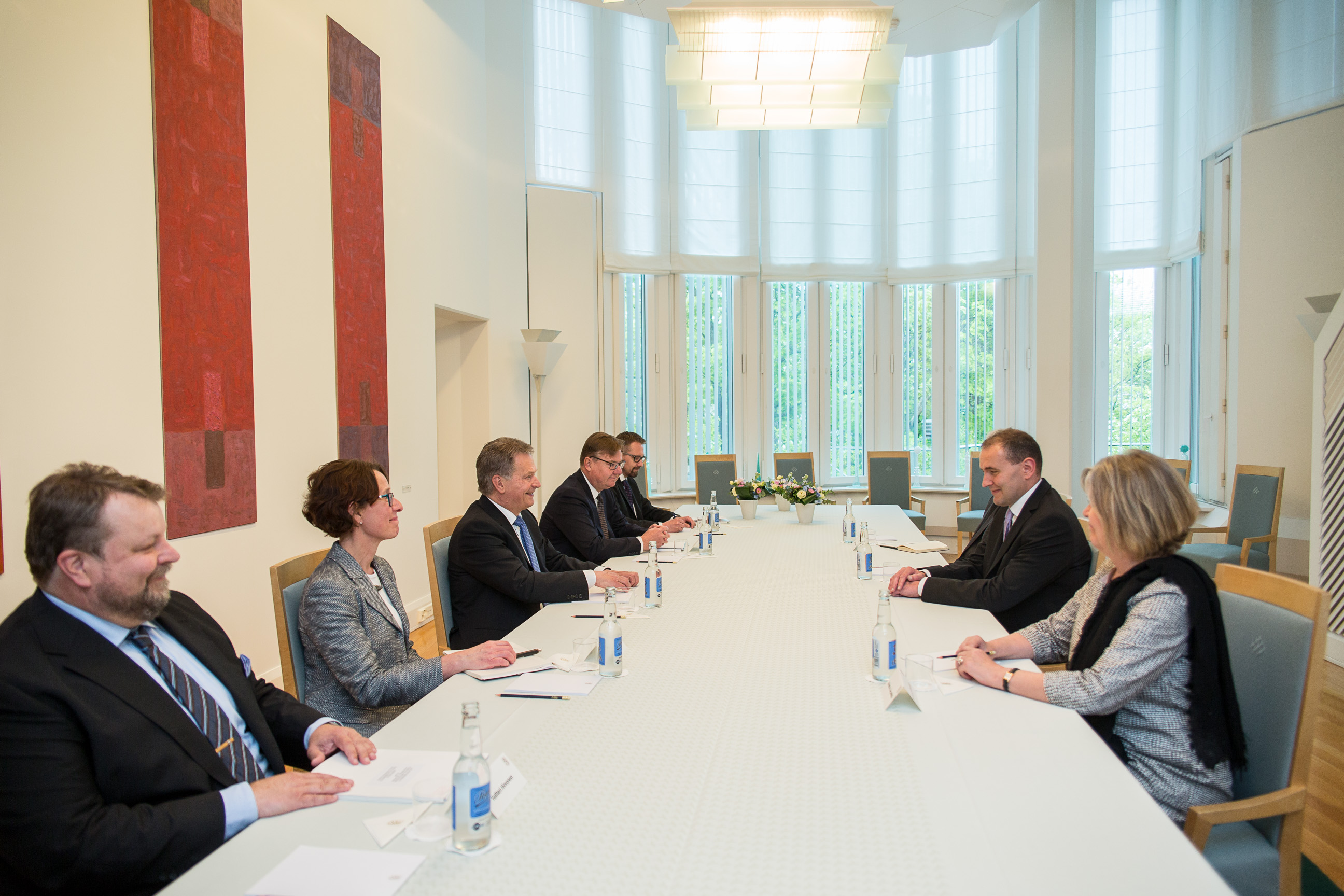 President of Iceland Guðni Thorlacius Jóhannesson and his wife, Eliza Jean Reid visit Finland on 31 May and 1 June 2017. President of the Republic Sauli Niinistö and Mrs Jenni Haukio received the Icelandic presidential couple in Mäntyniemi. Photo: Matti Porre/Office of the President of the Republic of Finland