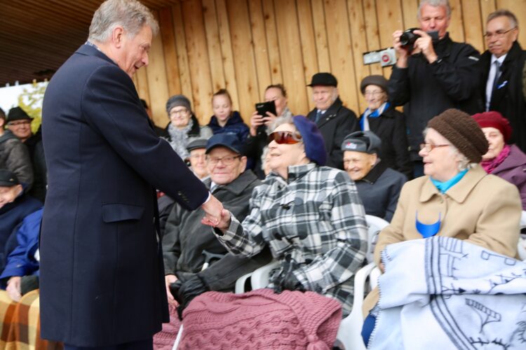 Presidentti Niinistö Karstulan torilla. Keski-Suomen maakuntamatka 18.10.2017