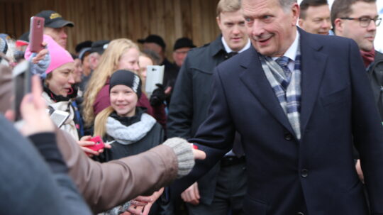 Presidentti Niinistö Karstulan torilla. Keski-Suomen maakuntamatka 18.10.2017