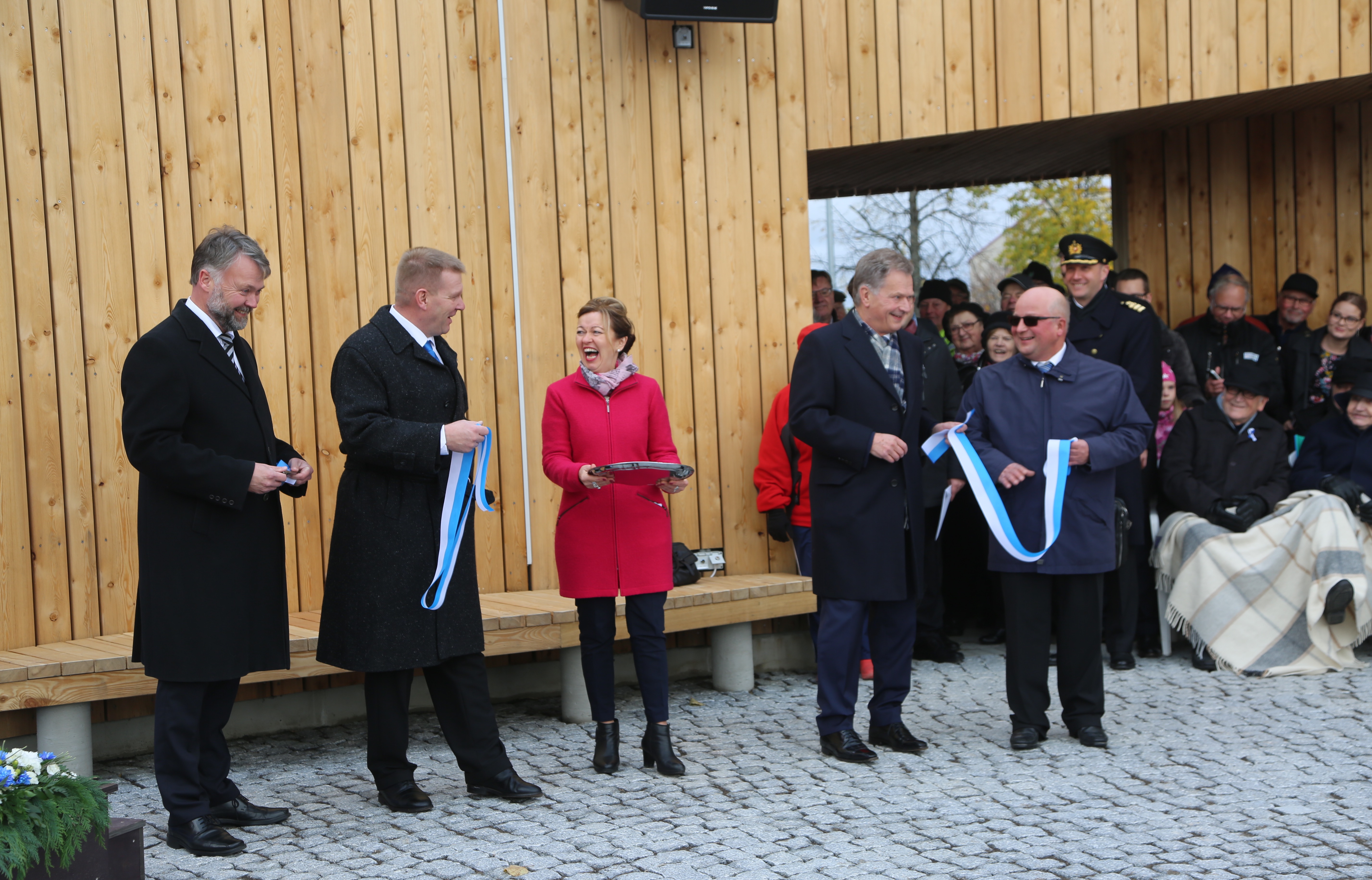 Presidentti Niinistö Karstulan torilla. Keski-Suomen maakuntamatka 18.10.2017