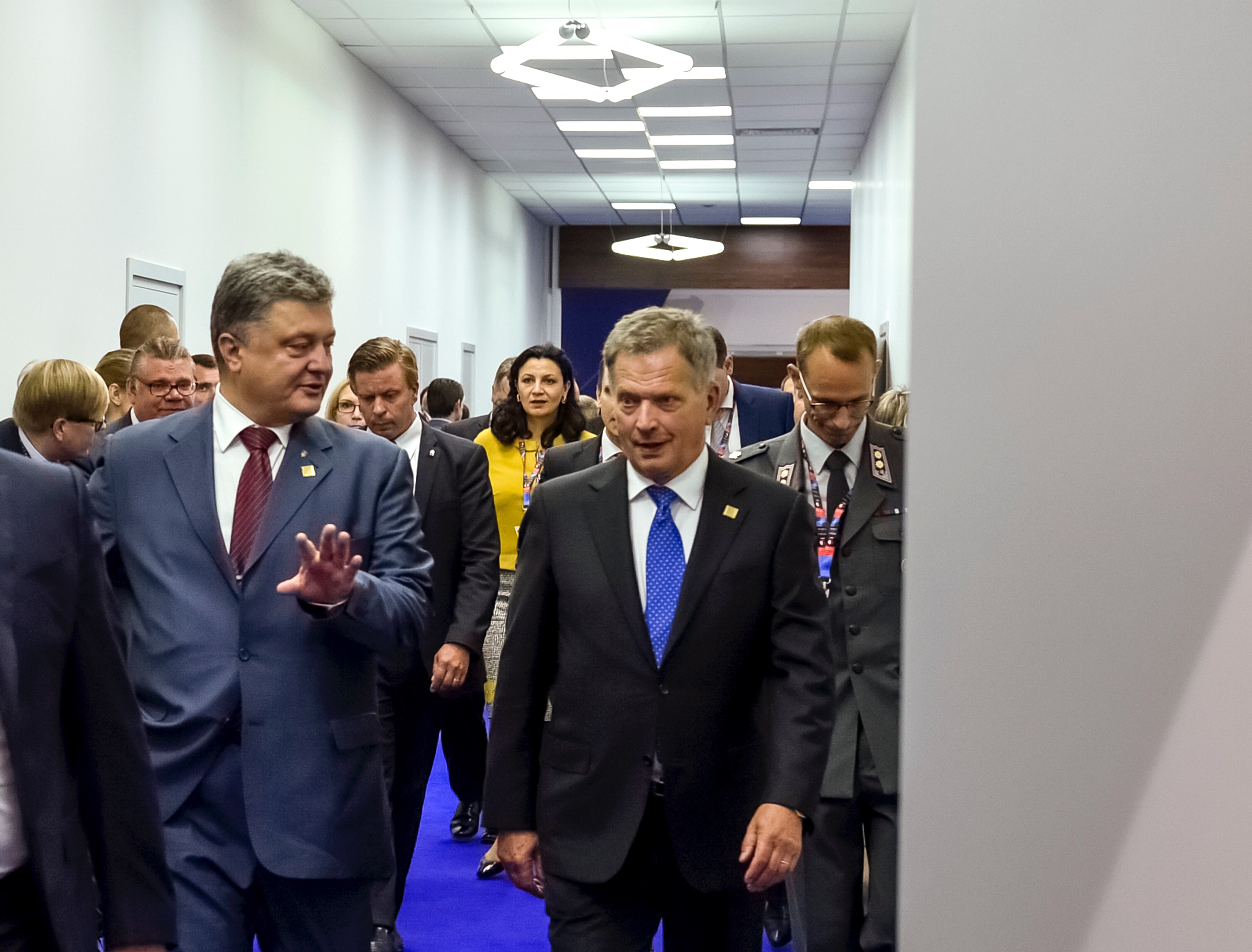 Tasavallan presidentti Sauli Niinistö ja Ukrainan presidentti Petro Poroshenko Varsovassa 8.7.2016. Kuva: Mykola Lazarenko