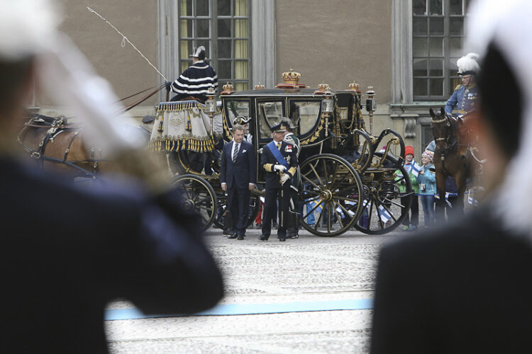 
            State visit to Sweden on 17–18 April 2012. Copyright © Office of the President of the Republic of Finland