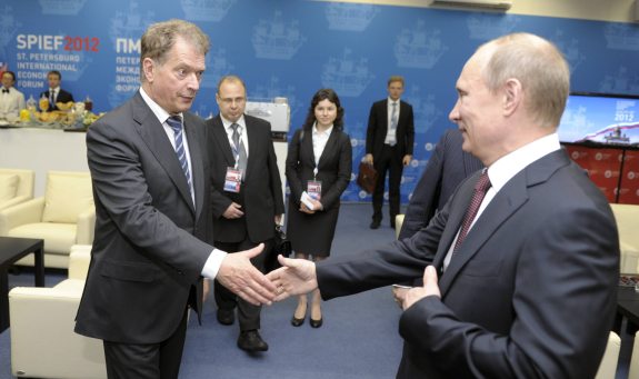Presidentti Niinistö ja Venäjän presidentti Putin tapasivat Pietarissa. Copyright © Tasavallan presidentin kanslia