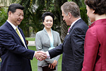  Tasavallan presidentti Sauli Niinistö tapasi Kiinan presidentin Xi Jinpingin Kiinassa Hainanilla lauantaina 6. huhtikuuta 2013. Kuva: Lehtikuva 