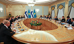 Statsbesök till Kazakstan den 16.–18.4.2013. Copyright © Republikens presidents kansli