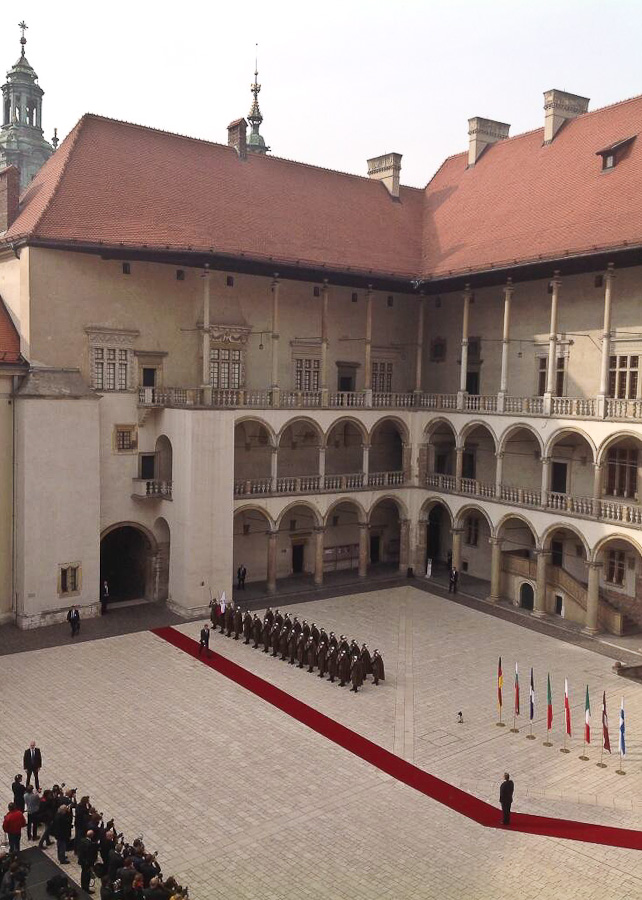  Eurooppalaisten presidenttien Arraiolos-ryhmä kokoontui Puolan Krakovassa sijaitsevassa Wawenin linnassa. Copyright © Tasavallan presidentin kanslia 