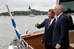 Presidentit siirtyivät Kultaranta VIII –veneellä Naantalista Turkuun. Copyright © Tasavallan presidentin kanslia