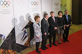 International Olympic Committee President Thomas Bach (second from left) and spouse greeting President Sauli Niinistö, Mrs Jenni Haukio and Finnish Olympic Committee President Risto Nieminen on Thursday, 6 February. Copyright © Office of the President of the Republic