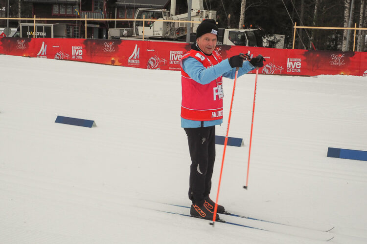  Presidentti testasi MM-hiihtojen ladut ennen miesten 50 kilometrin hiihtoa. Copyright © Tasavallan presidentin kanslia 