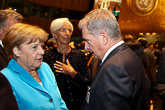  President Niinistö diskuterar med Tysklands förbundskansler Angela Merkel före mötet. Foto: Republikens presidents kansli