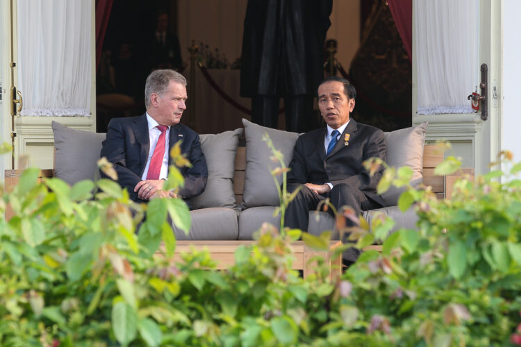 President Niinistö och president Widodo diskuterar Finlands och Indonesiens bilaterala relationer och ekonomiska samarbete. Copyright © Republikens presidents kansli