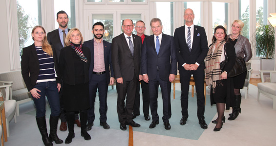 Ruotsin parlamentin delegaatio Mäntyniemessä. Kuva: Tasavallan presidentin kanslia
