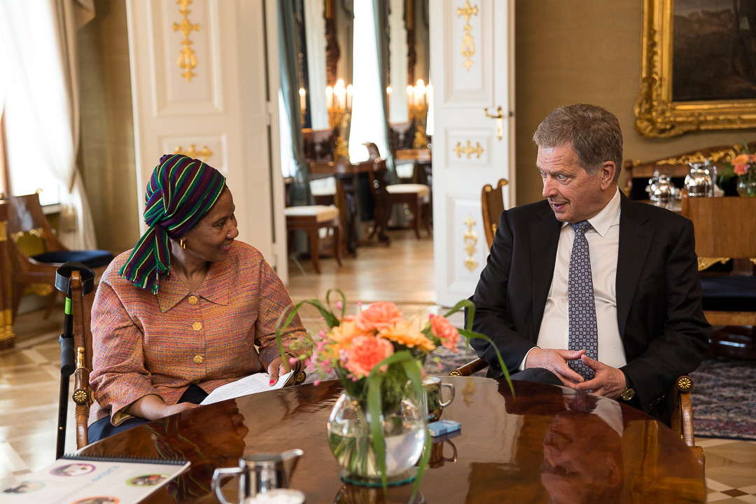 UN Womenin pääjohtaja Phumzile Mlambo-Ngcuka ja presidentti Sauli Niinistö. Kuva: Matti Porre/Tasavallan presidentin kanslia