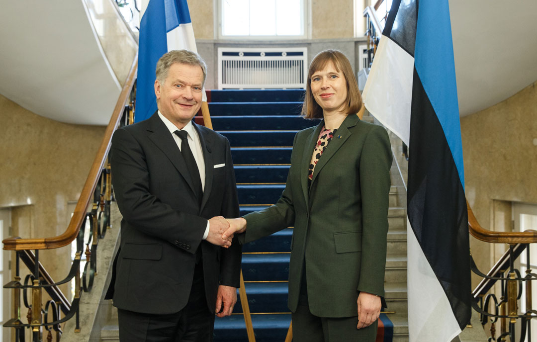 Presidentti Sauli Niinistö ja Viron presidentti Kersti Kaljulaid tapasivat Tallinnassa 13.5.2017. Kuva: Raul Mee.