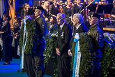  Sankarihaudoille lähetettiin pääjuhlasta seppelpartio. Kuva: Matti Porre/Tasavallan presidentin kanslia 