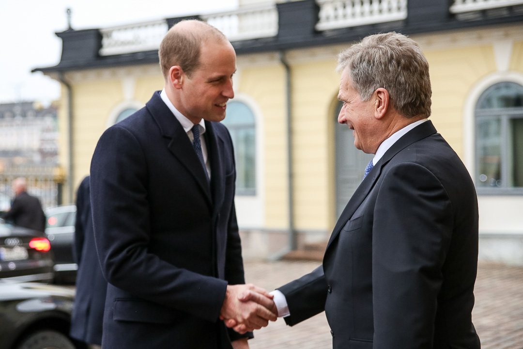 Prince William handing a message of congratulations from Queen Elizabeth II to Finland. Image: Matti Porre/The Office of the President of the Republic of Finland