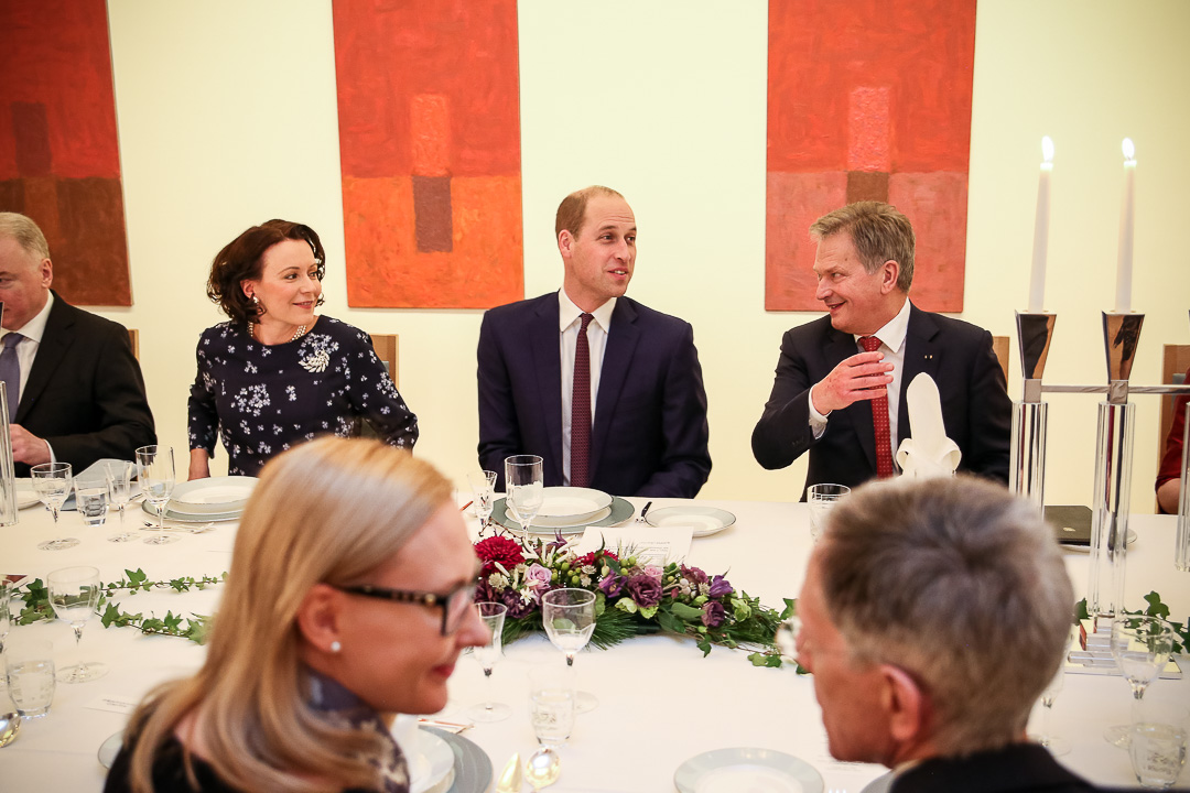 Päivän päätteeksi presidentti Niinistö ja rouva Haukio tarjosivat päivällisen Mäntyniemessä. Kuva: Matti Porre/Tasavallan presidentin kanslia