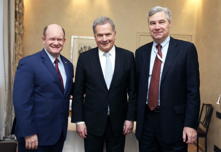 President Niinistö med amerikanska senatorer Chris Coons och Sheldon Whitehouse. Bild: Katri Makkonen/Republikens presidents kansli