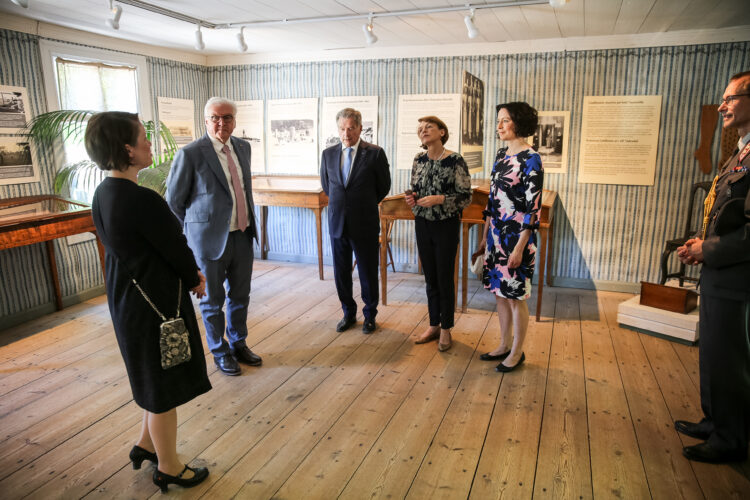 Tutustuminen Naantalin museoon Kuva: Juhani Kandell/Tasavallan presidentin kanslia
