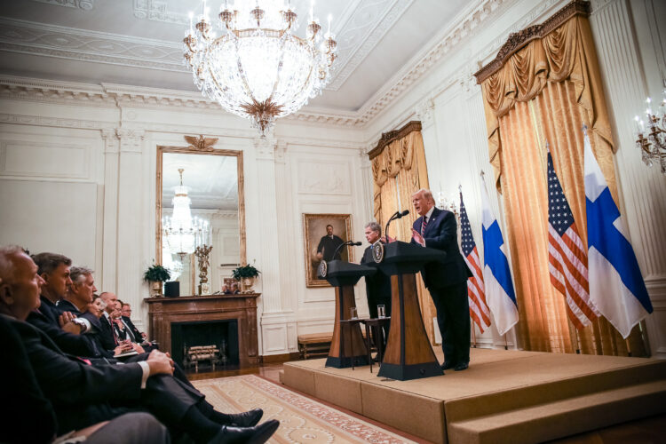 Presidentti Niinistön ja presidentti Trumpin yhteinen tiedotustilaisuus Valkoisen talon East Roomissa. Kuva: Matti Porre/Tasavallan presidentin kanslia