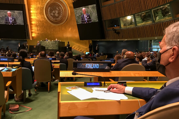 President Niinistö follows the statement of President of the United States Joe Biden at the United Nations General Assembly. Photo: Jukka Salovaara/Permanent Mission of Finland to the United Nations