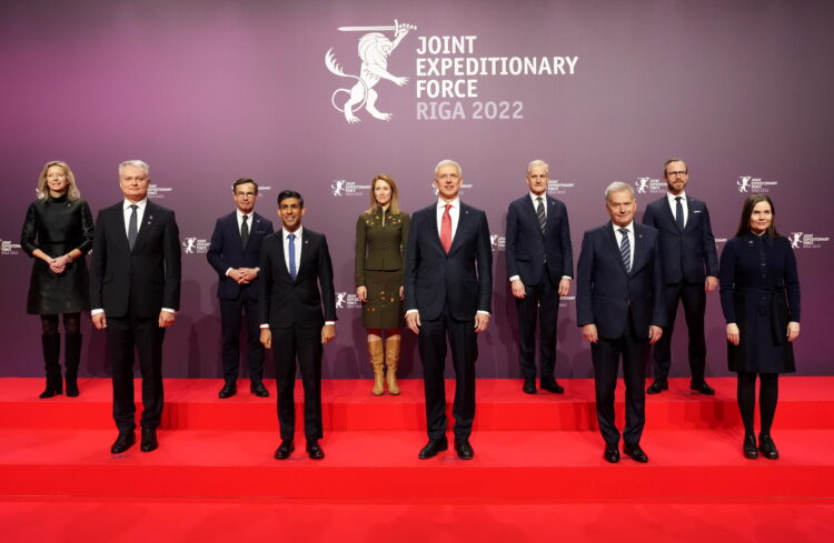 Gruppbild av JEF-ländernas ledare före själva mötet. Foto: Latvia State Chancellery