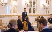 Tasavallan presidentti tapasi keskustan eduskuntaryhmän