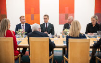 Presidentti Stubb tapasi eduskunnan ulkoasiainvaliokunnan